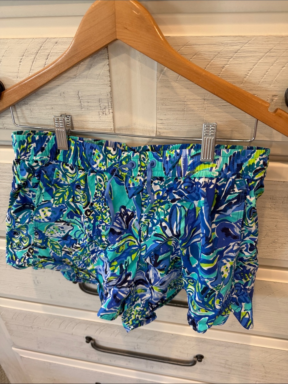 Lilly Pulitzer Blue & Green Tropical Active Shorts